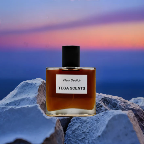 Fleur De Noir Extrait De Parfum